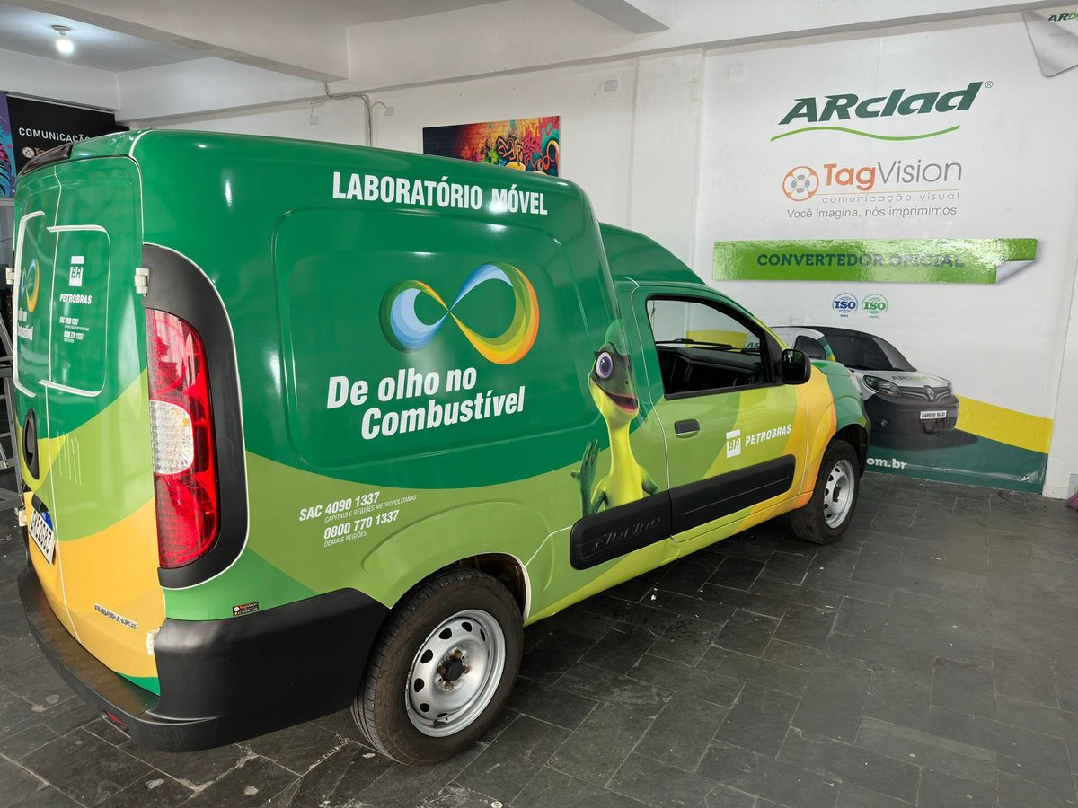 Envelopamento profissional de veículos